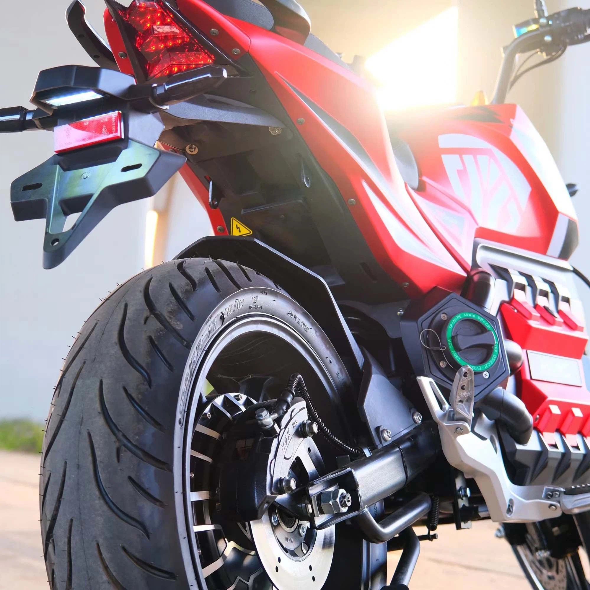 Cool električni motocikl koji vam daje osjećaj brze vožnje